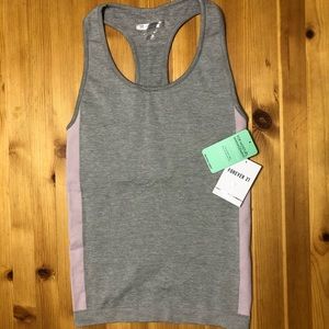 Tank top forever 21 NWT